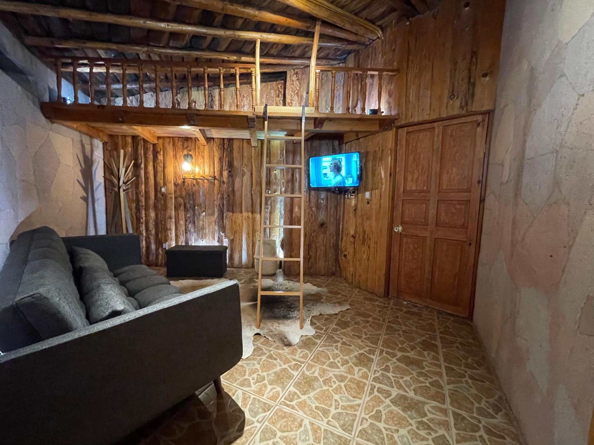 Cabanas Real Victoria Tlalpujahua de Rayón Esterno foto