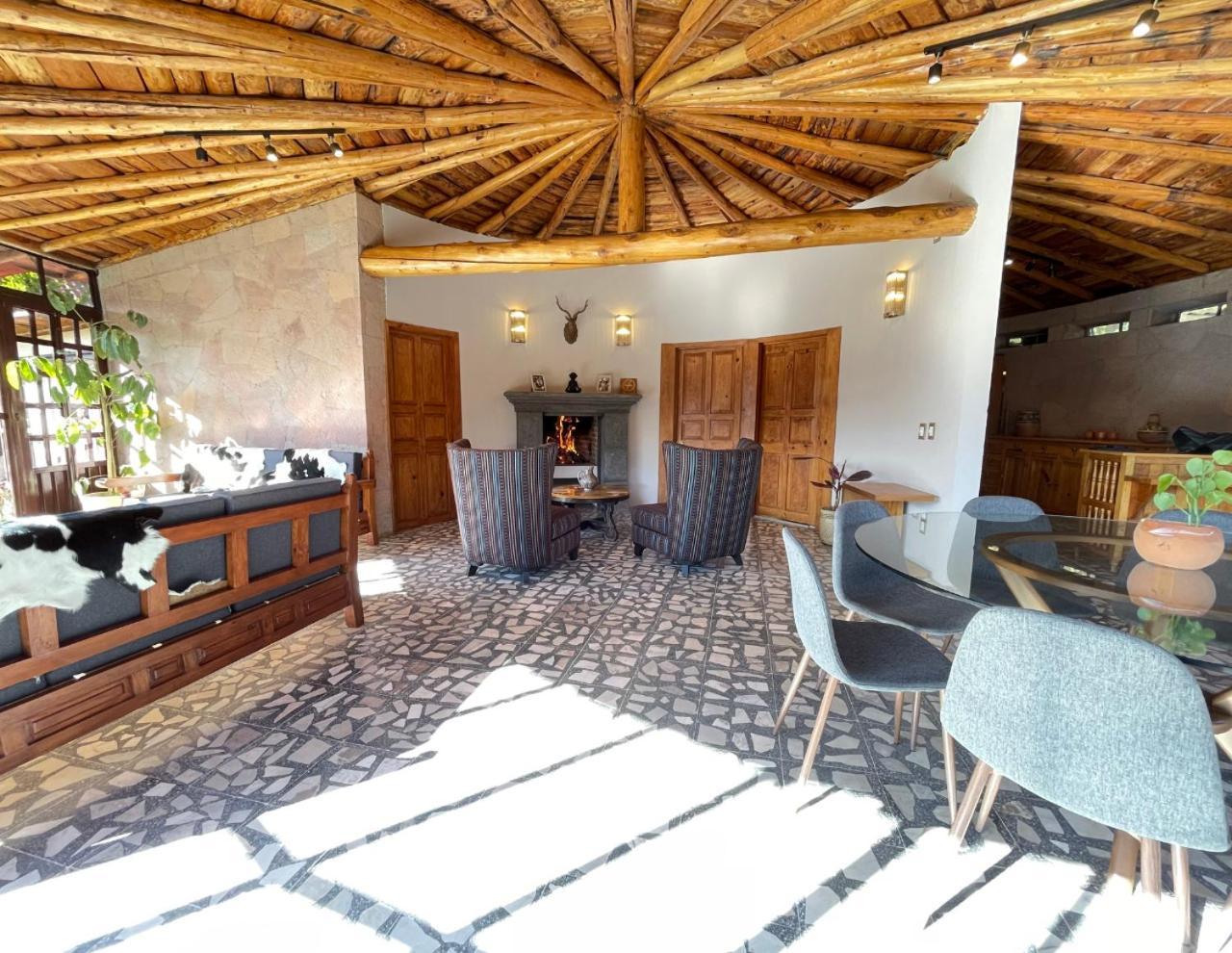 Cabanas Real Victoria Tlalpujahua de Rayón Esterno foto